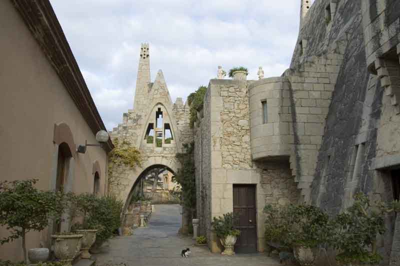 08 - Garraf - Gaudí - bodegas Güell